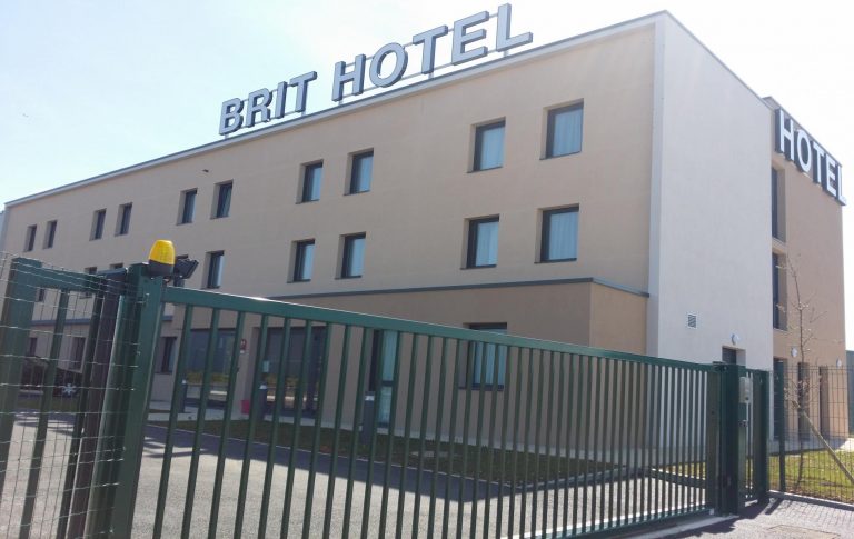 Touvotel Brit Hotel 768x485